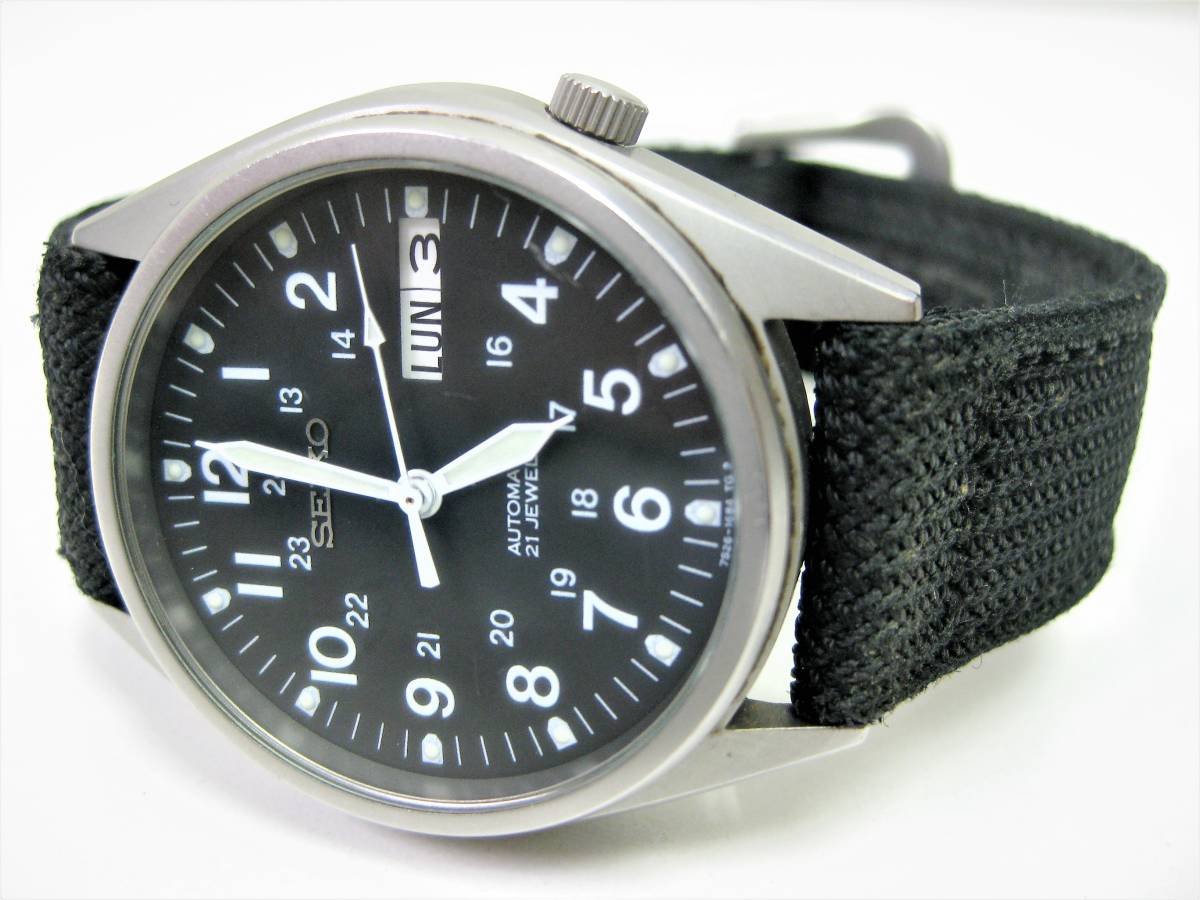 SEIKO/セイコー 裏スケ 3針デイデイト 自動巻 7S26-00D0 黒文字盤 稼働 