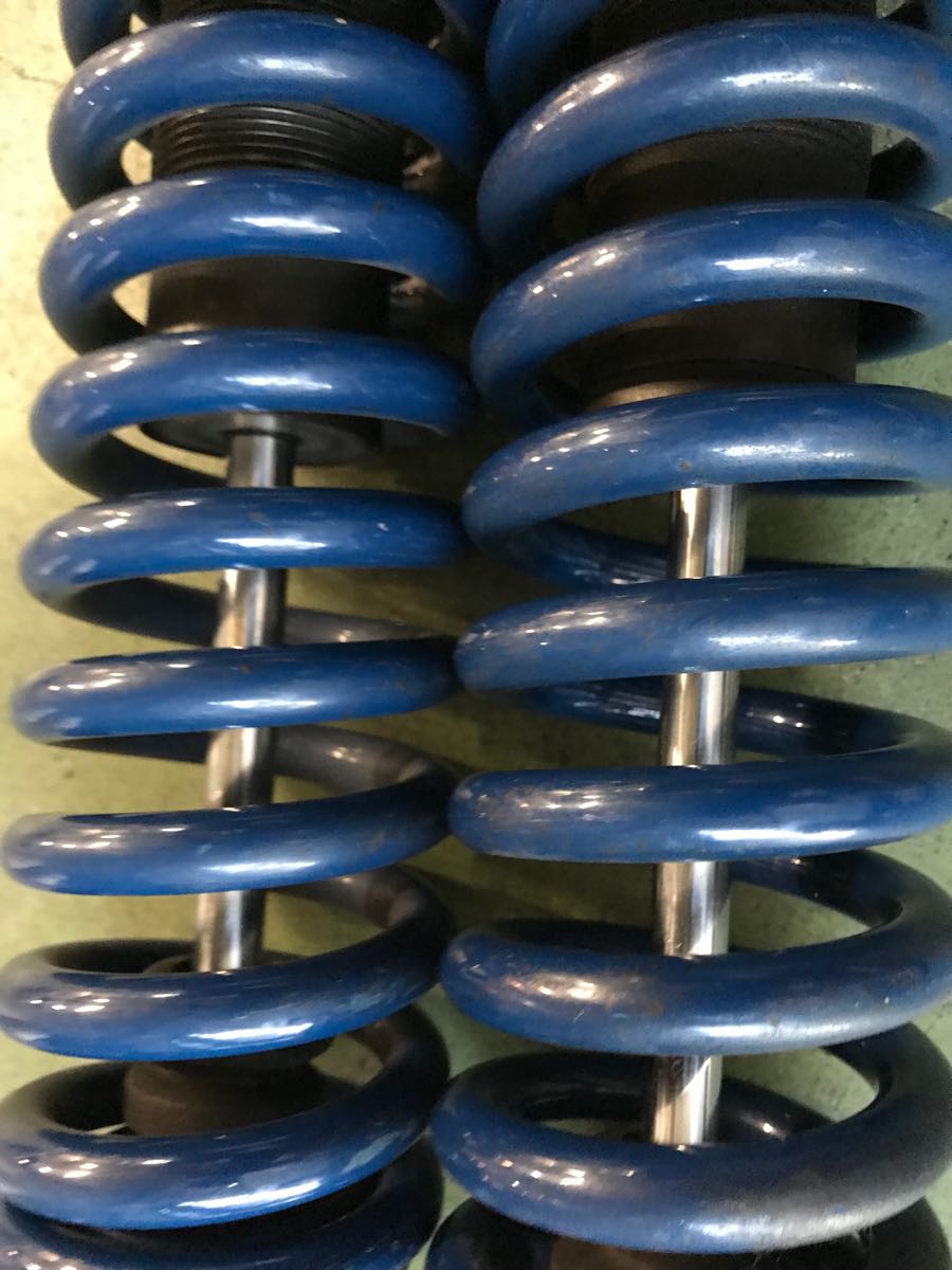 ダッチバン リア車高調 ラムバン Chains Isamiashi リアショック ダッジバン 売切 ショックアブソーバー 売買されたオークション情報 Yahooの商品情報をアーカイブ公開 オークファン Aucfan Com