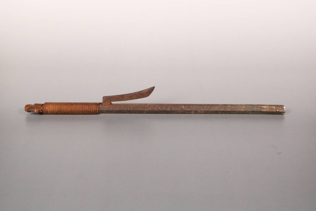 時代武具 【縁】時代武具 鉄地十手型兜割り 全長47.5cm 戦国