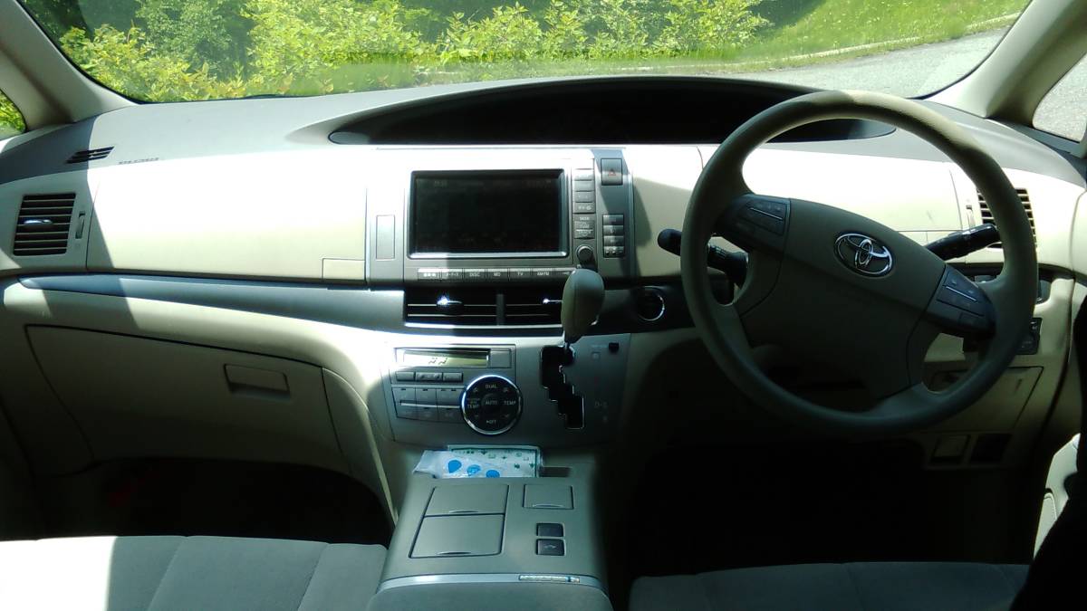 エスティマハイブリッド　　車検長〜い.8年車税金払済み エスティマハイブリッド 車検長〜い.7年車税金払済み エスティマ