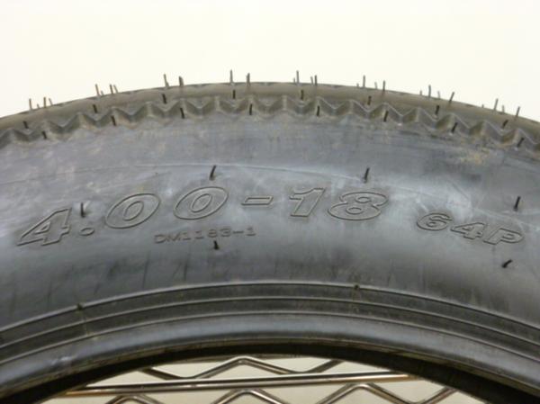 バリ山！2015年製！○デューロCLASSIC○4.00-18○(bC254 バリ山ヨコハマ