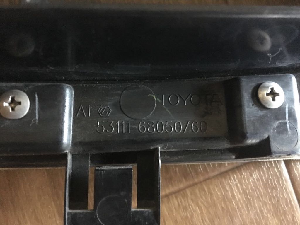 ウィッシュ | ラジエターグリル 1ED5157YO1 1.8S ○ZGE20W&frasl;20系 ウィッシュ　純正　グリル　２０　２９　５３１１１－６８０５０