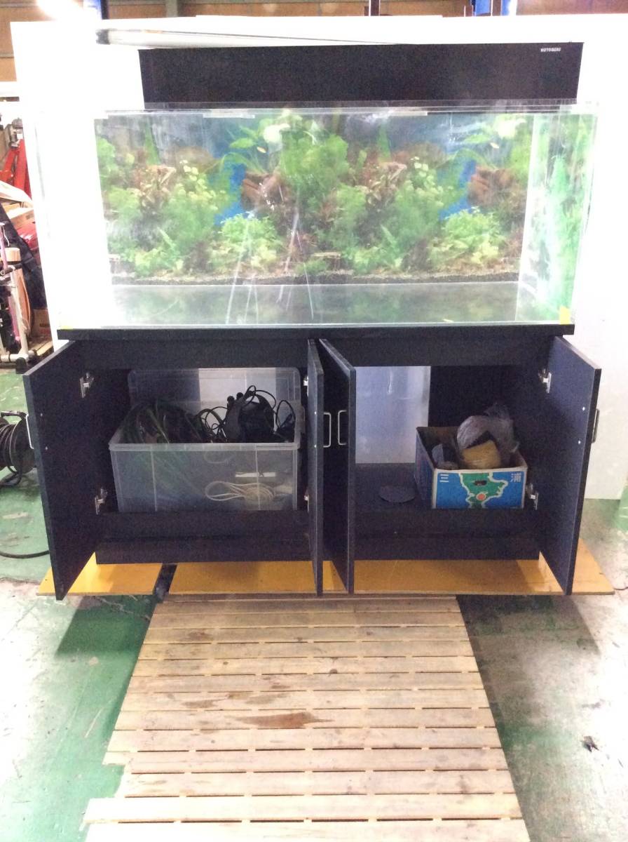 【引取限定】　台座付き　大型水槽150ｃｍ　エーハイムエコフィルター　NISSO　セラミックヒーター　電子式サーモスタッドなどおまけつき
