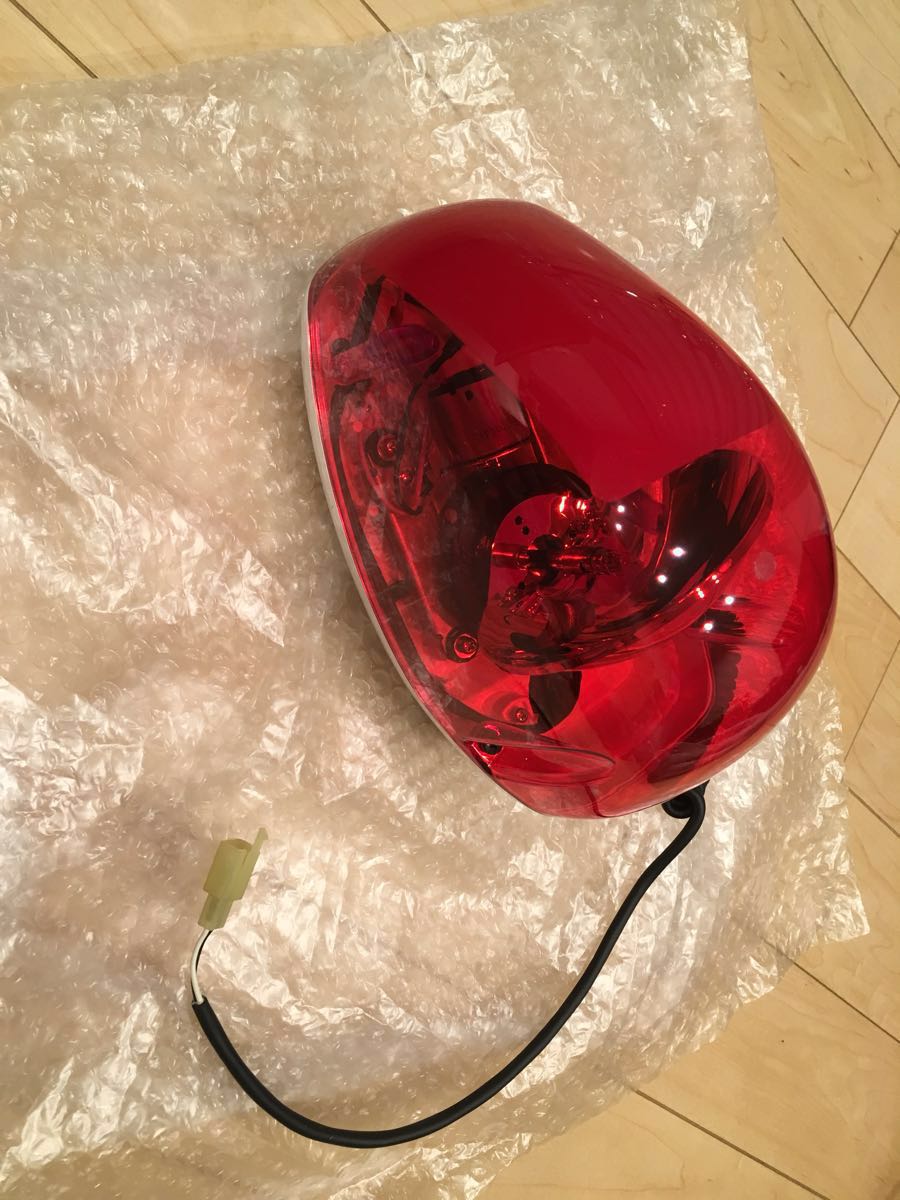 VFR800P RC49 白バイ用 リヤ用 赤色パトライト Yahoo VFR800P RC49 白バイ用 リヤ用 赤色パトライト Yahoo