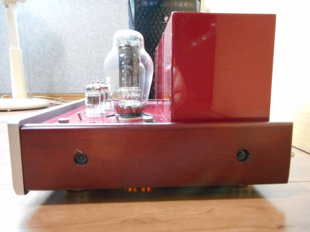 TRIODE (トライオード) TRV-A300XR 真空管プリメインアンプ サイド 