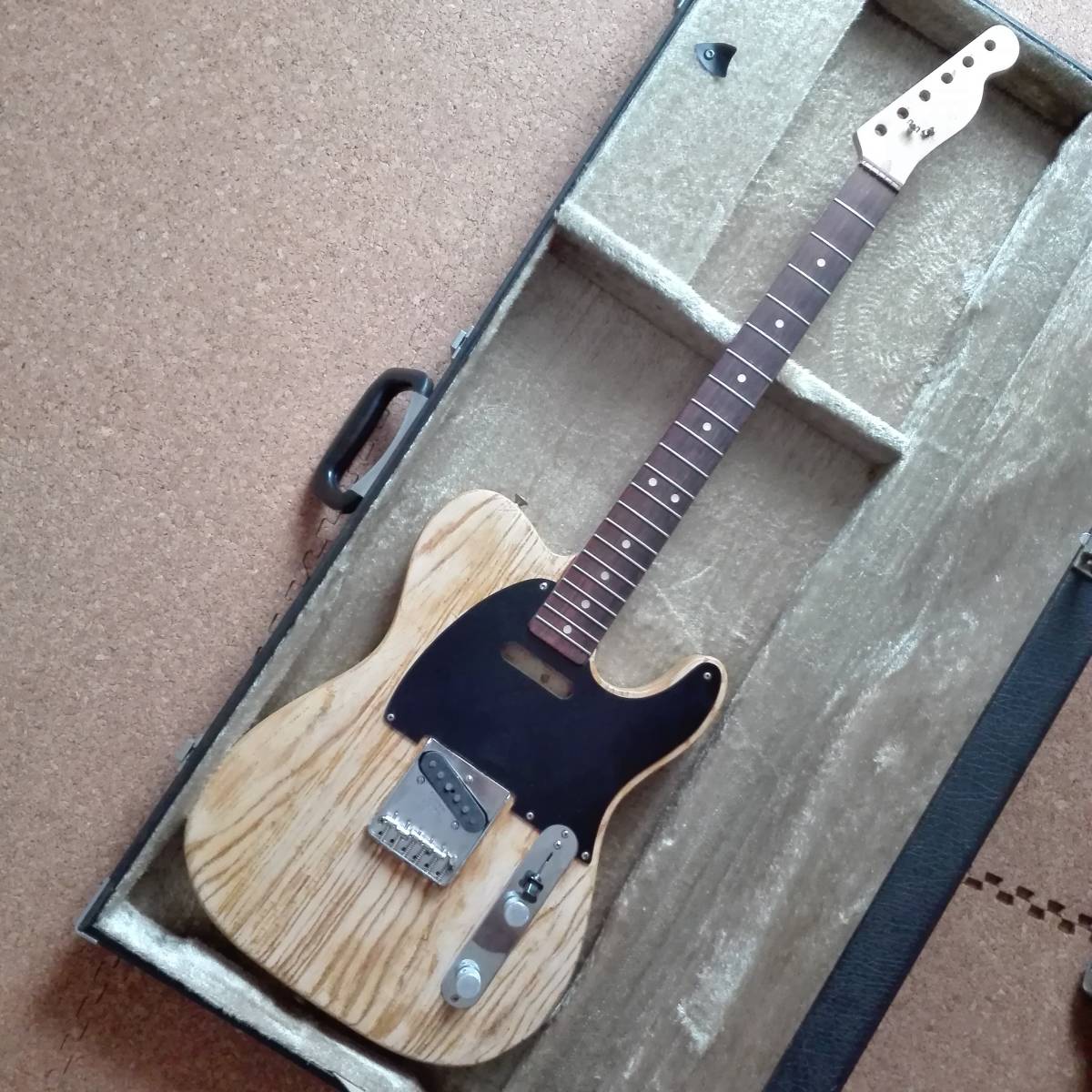 Fender American Vintage II 0 Telecaster Deluxe Electric Guitar 3 