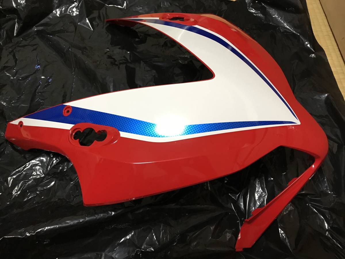 バイク ☆SC59後期 CBR1000RR 12-16 純正アッパーカウル☆