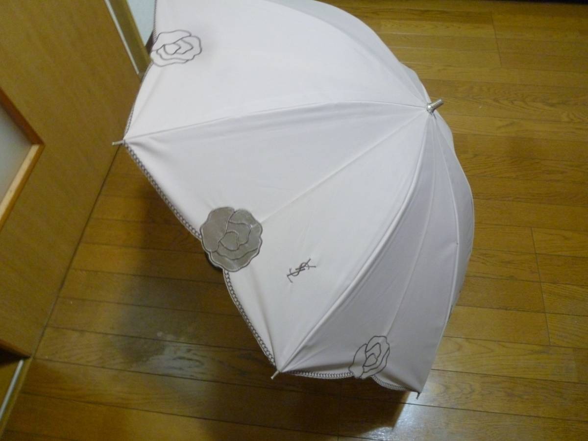 美品 イヴ・サンローラン 晴雨兼用 日傘 ベージュ ローズ 傘 YSL イヴ