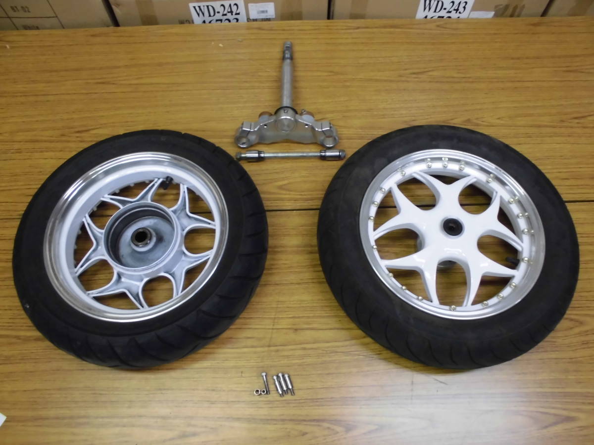 PCX125⁄150(JF28⁄KF12)アルミホイール前後セット 13インチ