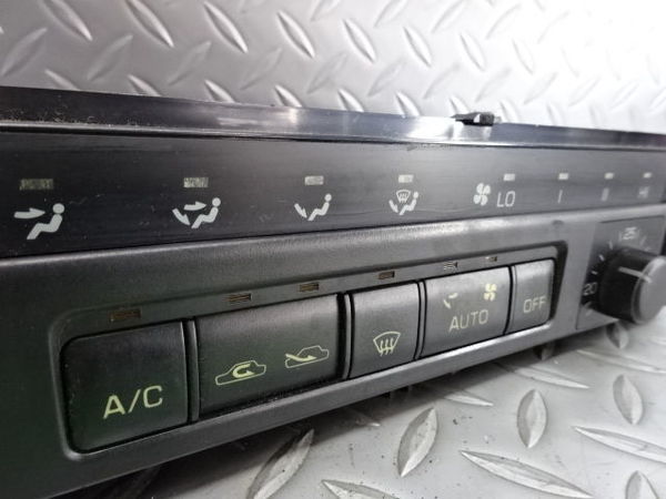 トヨタ純正 GX81 マークⅡ チェイサー エアコンパネル ACパネル