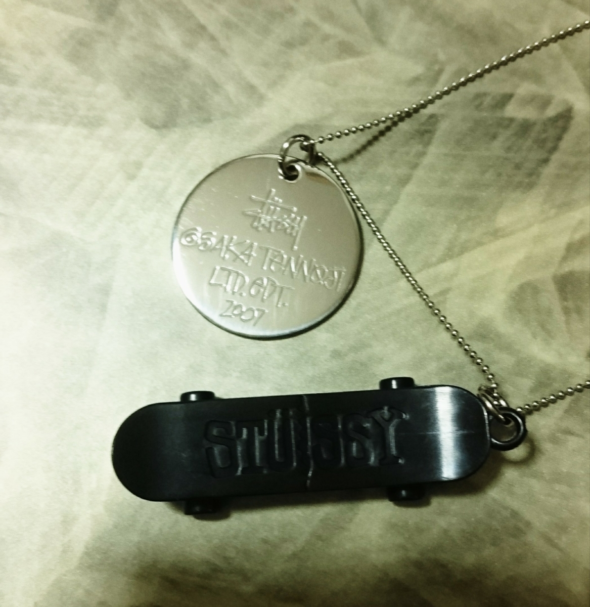 最安値，格安 ステューシー 天王寺チャプト 2007年 ノベルティ スケボー ネックレス(ステューシー)｜売買されたオークション情報、yahooの商品情報をアーカイブ公開 - オークファン その他