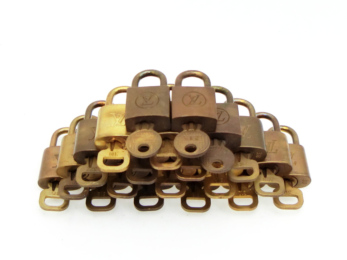 人気，お得 N14286 ルイヴィトン カギ 南京錠 カデナ 20点 セット(ルイ・ヴィトン)｜売買されたオークション情報、yahooの商品情報をアーカイブ公開 - オークファン その他