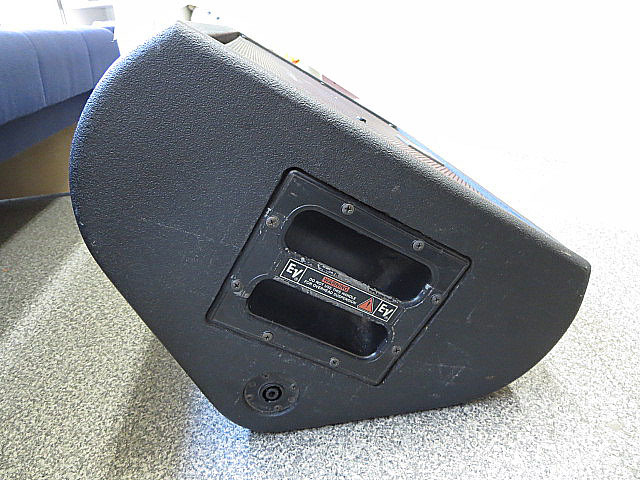 v571950543.4