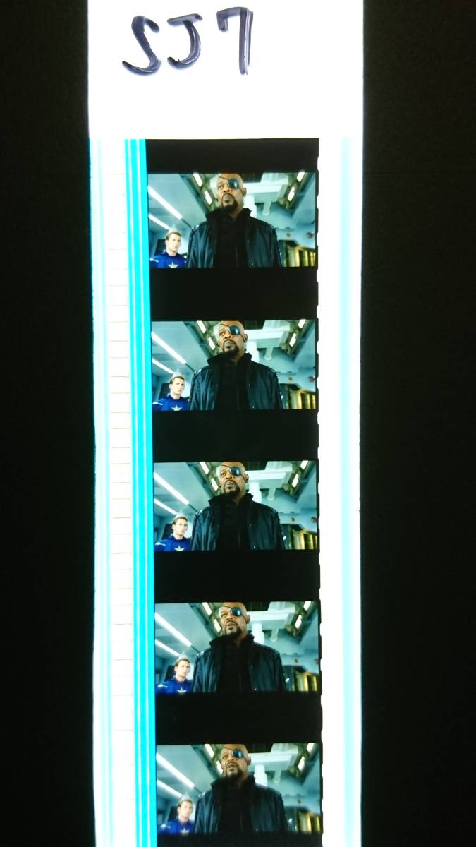 非売品　アベンジャーズ（フューリー、コールソン　35mmフィルムセル　サミュエルLジャクソン_3