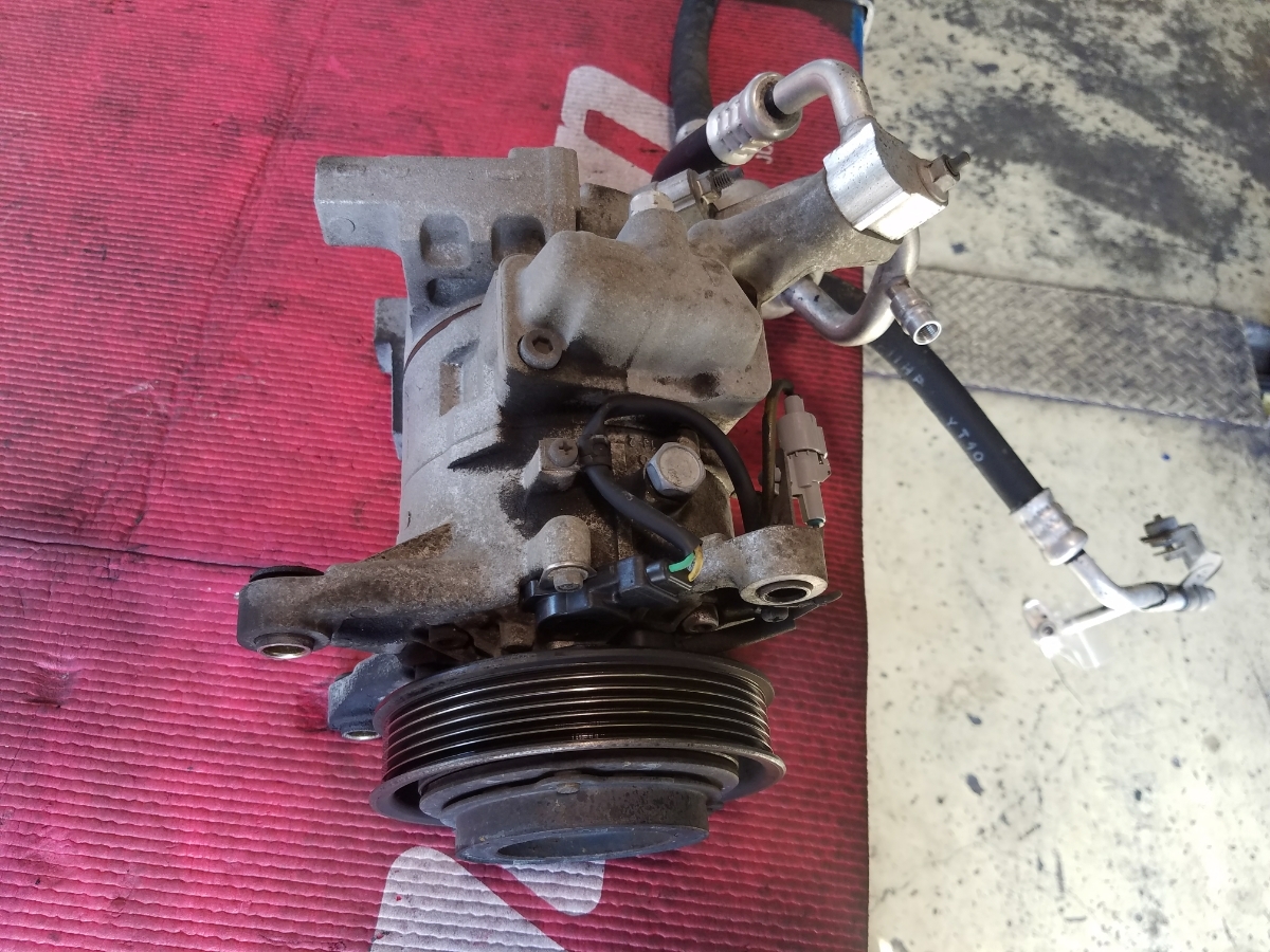 JZX100後期ツアラーVエアコンコンプレッサー中古動作確認済 VVT-I