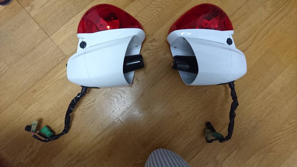 白バイ VFR800P 回転灯サイレンマイクアンプ(警察グッズ)｜売買された 