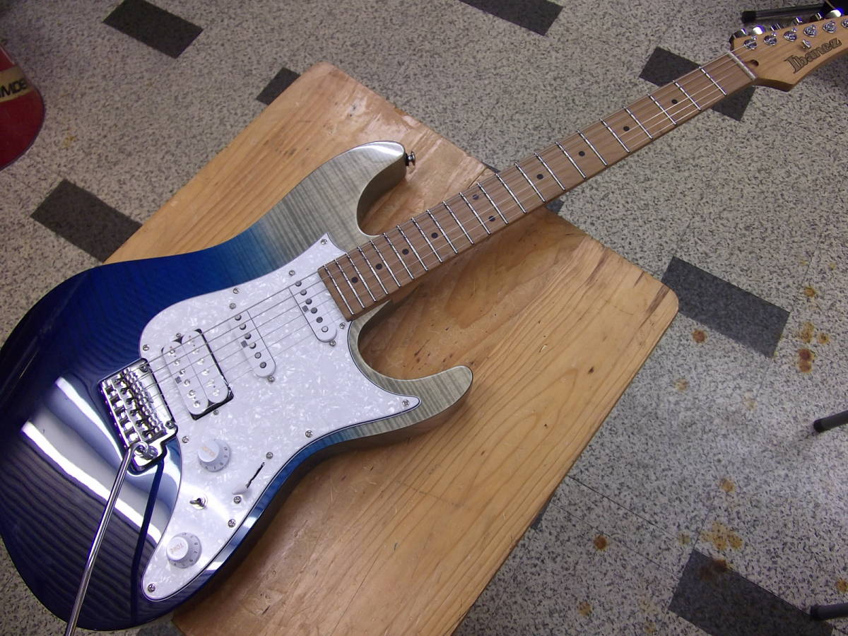 希少 IBANEZギター AZ-224F Premium 新品同様 Ibanez Premium AZ224F