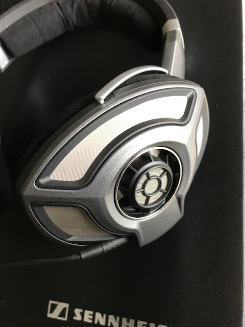 SENNHEISER ゼンハイザー HD700 開放型ヘッドホン 【公式通販】