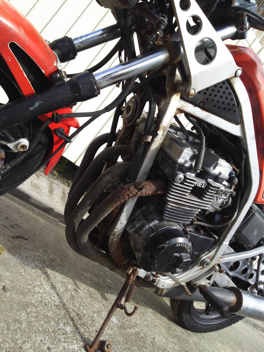 CBR400F買取査定事例書類なしフレームに壊れたエンジンのみ10万円