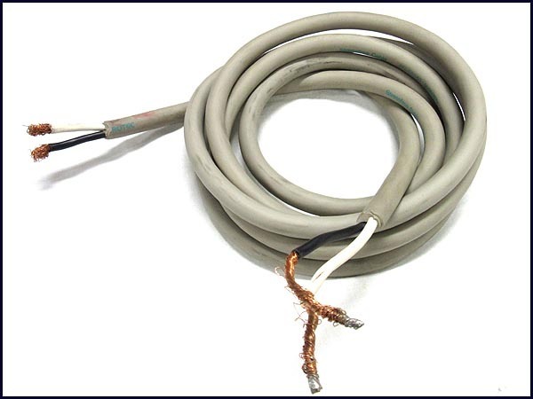 アクロテック6N-S1040 スピーカーケーブル 1.9m 2本 中古品 スピーカー