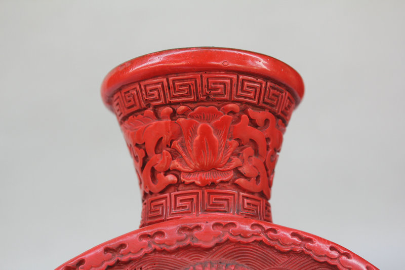 貴重 極上品 漆器漆彫 堆朱 剔紅 龍騰紋 花瓶 花器 文房賞物 置物 在銘