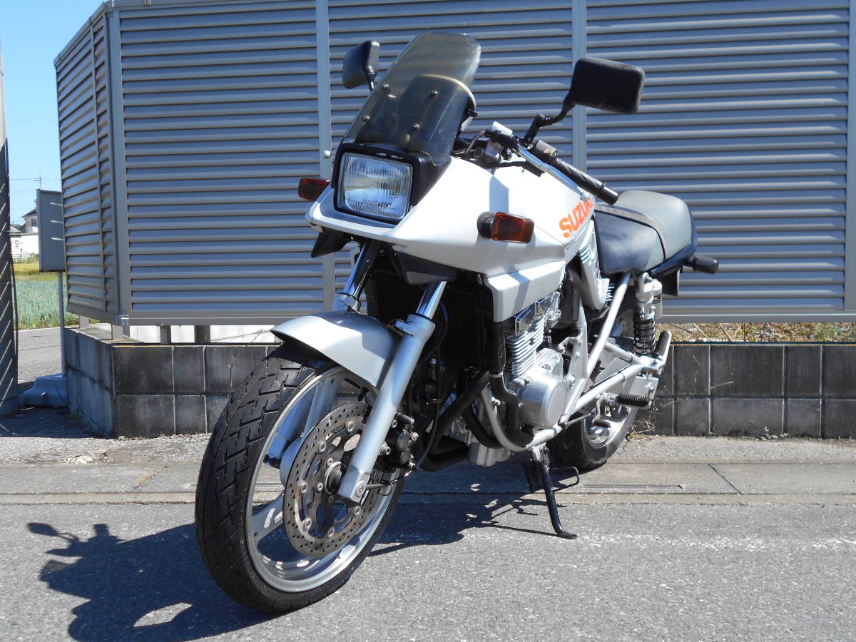 スズキ　GSX250S刀 書類付き カタナ 綺麗　低走行距離　検索ZZRVTR250FZRCBVTZRGSX250 カタナ GSX250S スズキ カタナ」(オートバイ車体 1円スタート！GSX250S 程度良好！☆始動動画有☆GJ76A