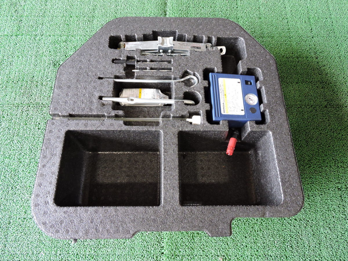 FD2 シビック トランク タイプR 収納ケース パンク修理キット シビック 