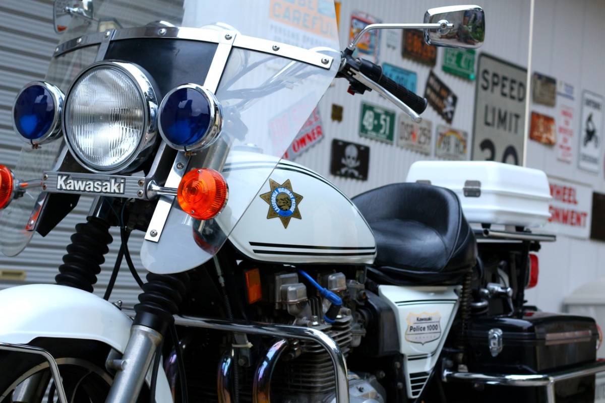 79ｙ Kawasaki Z1000P C2 ポリス　検）旧車　z1000mkⅡ ジョン＆パンチ　z1 z2 