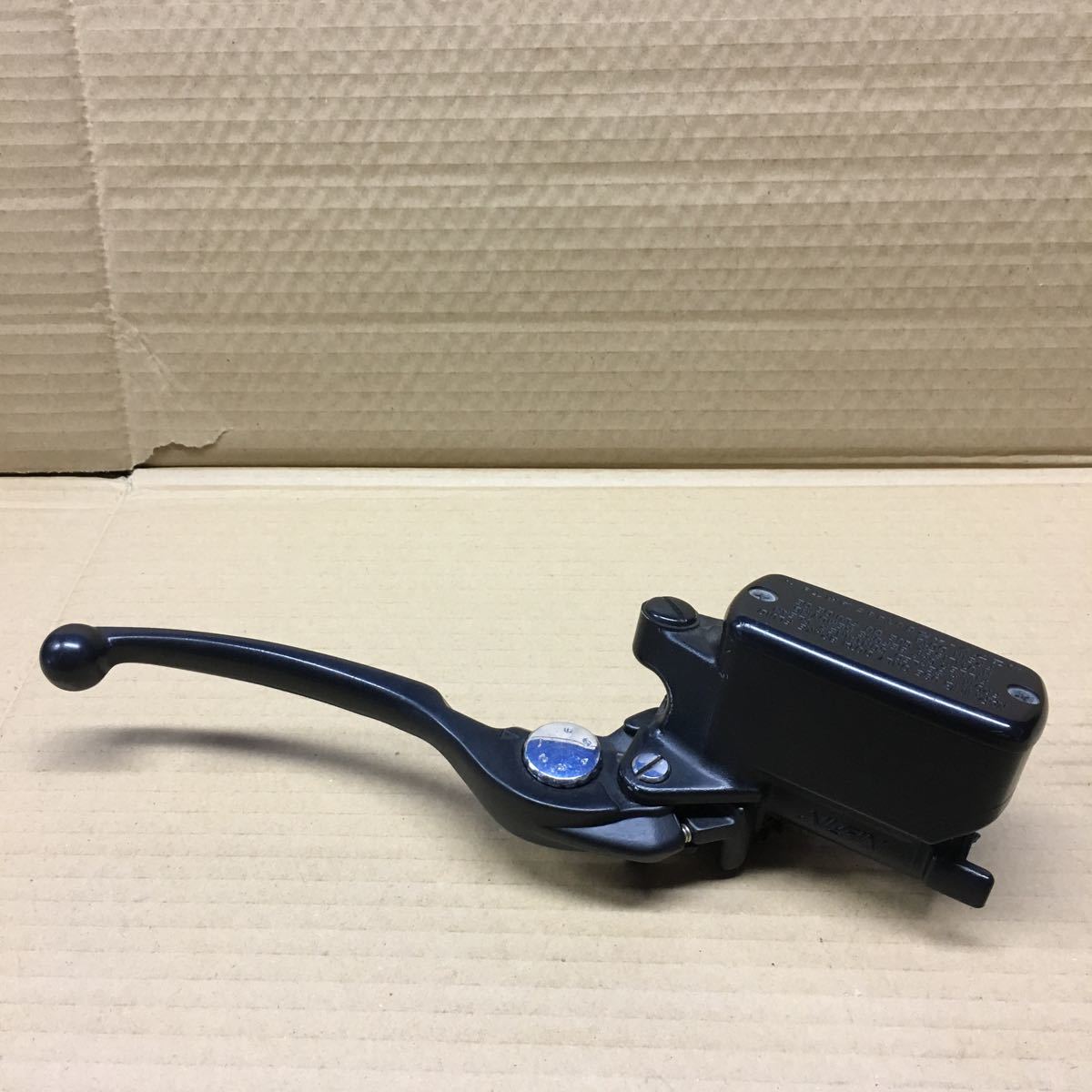 CB1300SB/SF SC54 フロントブレーキマスター レバー(マスターシリンダー)｜売買されたオークション情報、yahooの商品情報を