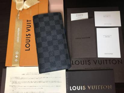 大人気！正規品！美品！ルイヴィトン黒ダミエ グラフィット 長財布