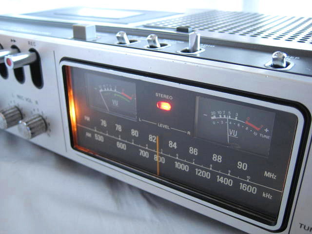 SONY ソニー デンスケ CF-2700 動作品 FMAMラジオ カセットテープ