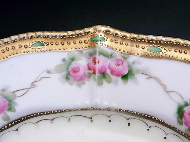 金彩 陶磁器に描かれる優美なバラ「オールドノリタケとバラ模様 薔薇文 オールドノリタケ 薔薇 1点限りオールドノリタケ M-NIPPON M-Nippon印 ローズ 小皿 花型 ティーセット／デザート ボウル | ブランド 飾り皿