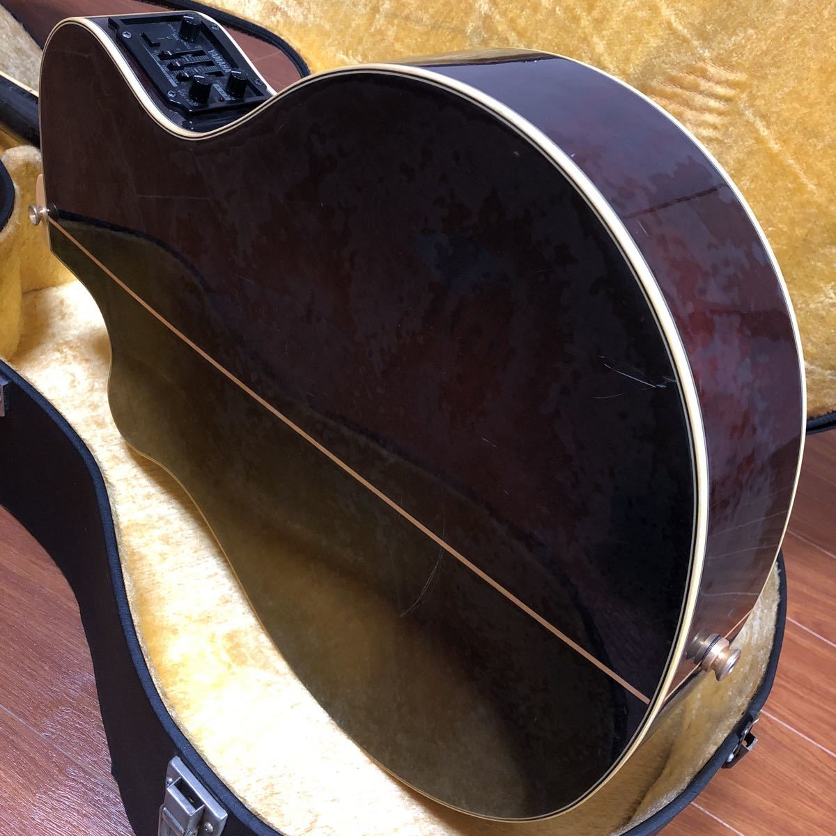 ☆YAMAHA☆APX-10A レッドバースト 現状品 塗装白濁有り エレアコ 