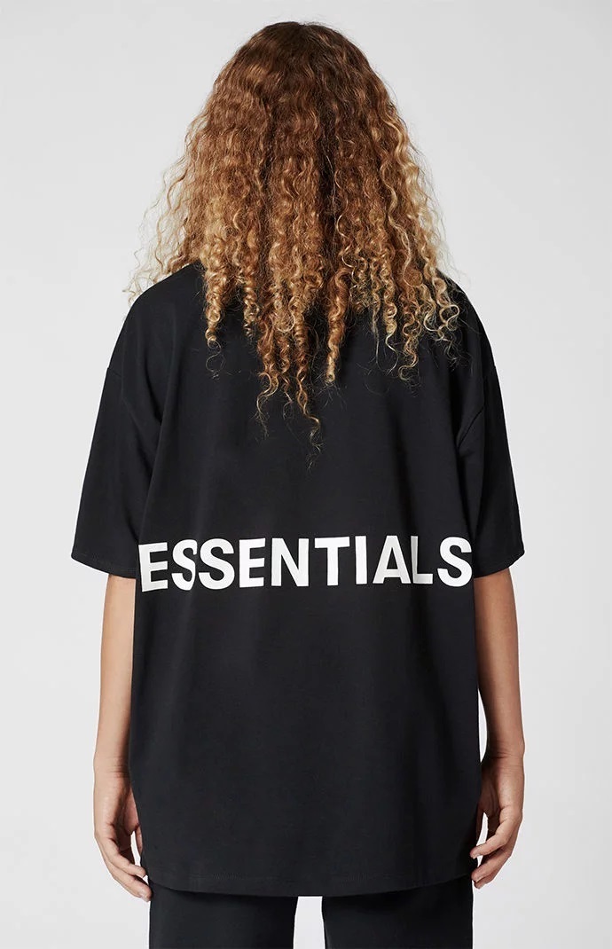 【新品】Fear Of God Essentials Boxy Graphic T-Shirt black Mサイズ 黒 Tシャツ フィアオブゴッド FOG