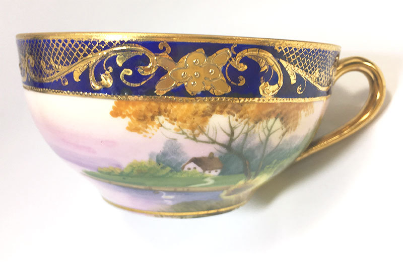 オールドノリタケ 金彩盛り上げ 白鳥と風景絵カップ&ソーサー 金盛
