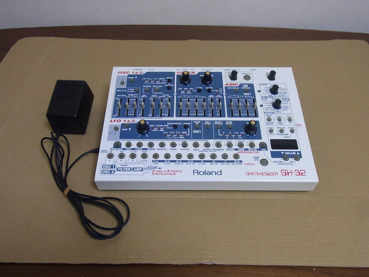 E*〉様 【最終値下】Roland SH-32 シンセサイザー SH-32 Roland シンセサイザー E*〉様 ローランド 最終値下Roland 最終
