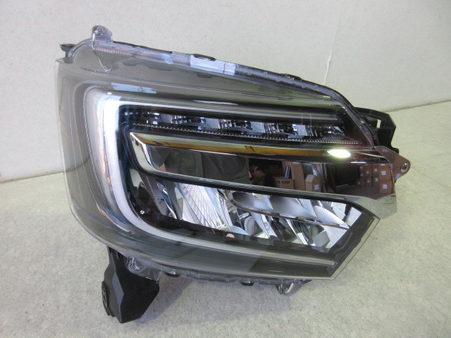 即決　良品　ホンダ　N BOXカスタム　JF3　純正　LED　右ヘッドライト　STANLEY W3106