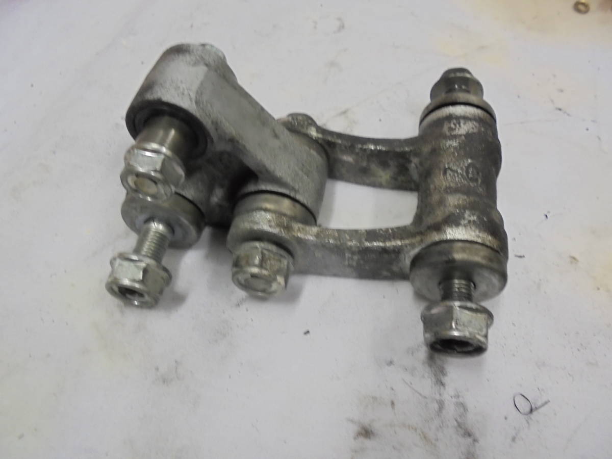XR100モタード、エイプ、リヤサスリンク、中古 ホンダ 純正 