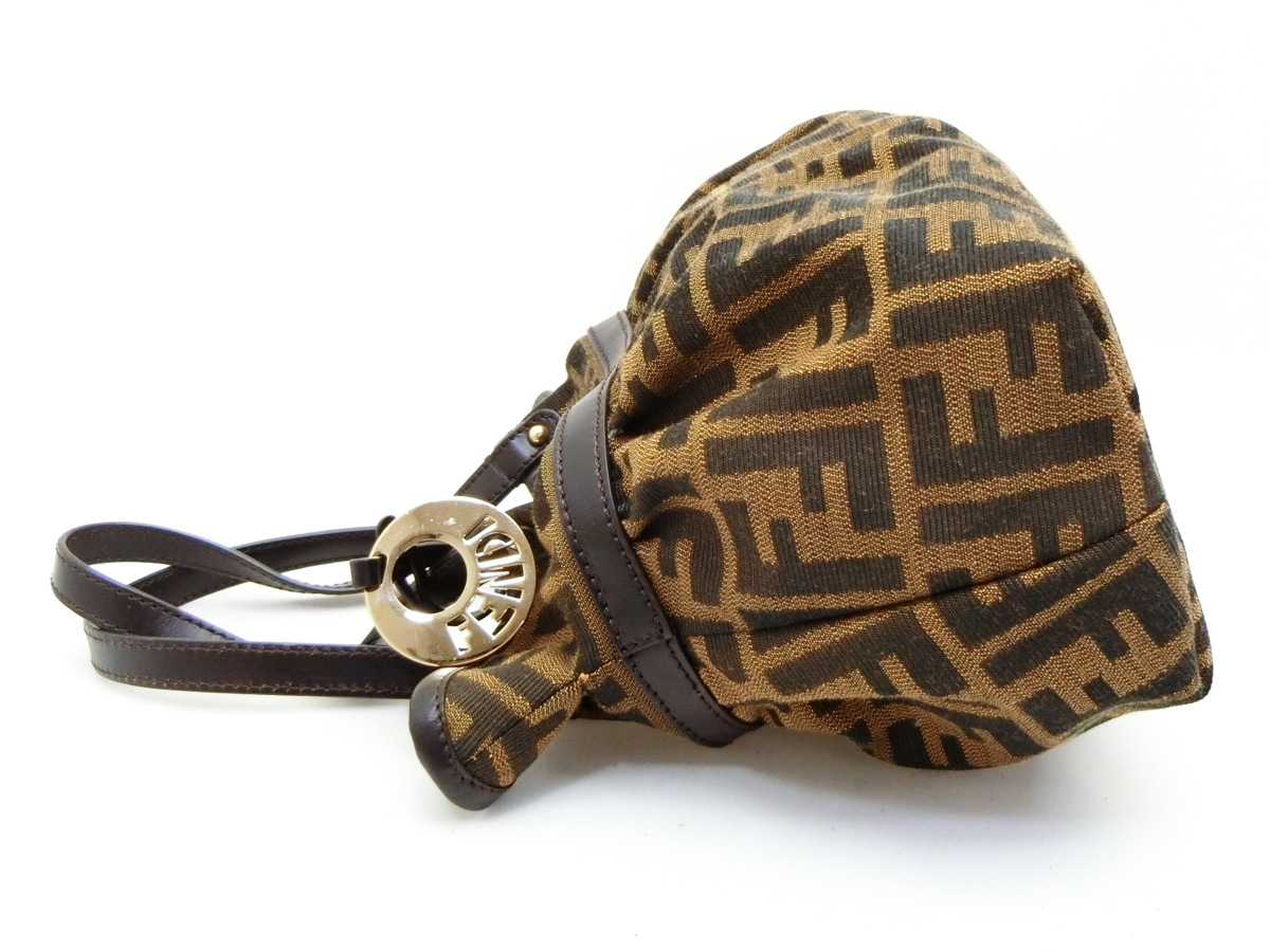 ◇S6046 FENDI フェンディ ズッカ 柄 ロゴ チャーム キャンバス 