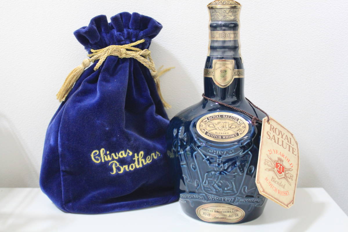 古酒 未開栓 ROYAL SALUTE 21年 ロイヤルサルート 青 陶器ボトル 巾着