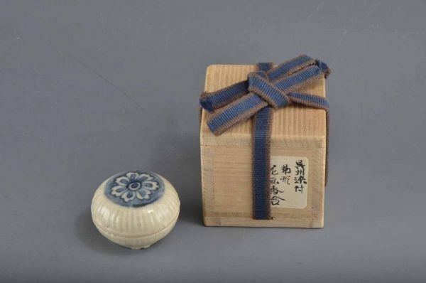 香合 呉須 香合,香合（陶器 景徳鎮 USA （茶）01157 呉洲染付菊