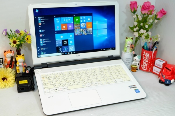 ノートパソコン NEC ダイナブック i7ー2670MQ 2.2GHz SSD256GB HDD320GB