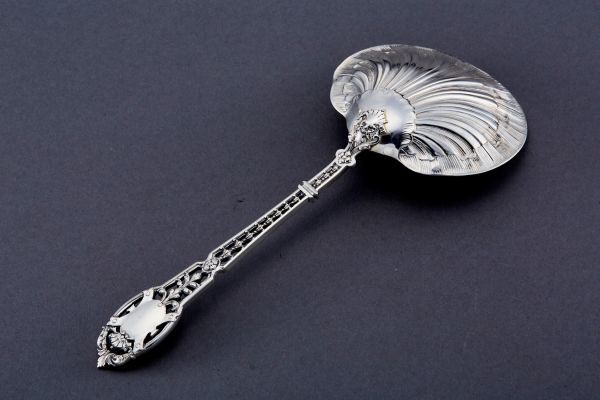 最高峰 ピュイフォルカ 純銀950製 スターリングシルバー サーバー 最