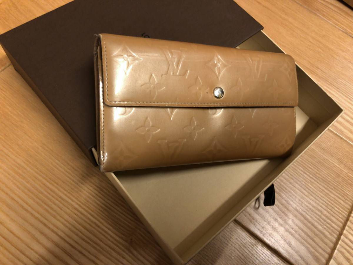 最安値，HOT モノグラムヴェル二 のベージュ 長財布 ポルトモネサラ(モノグラムライン)｜売買されたオークション情報、yahooの商品情報をアーカイブ公開 - オークファン 服飾小物