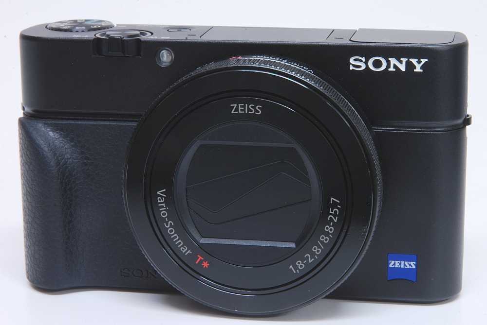SONY コンパクトデジタルカメラ 本体 20.1メガピクセル　　ジャンク SONY コンパクトデジタルカメラ 20.1MP 8倍ズーム ジャンク品