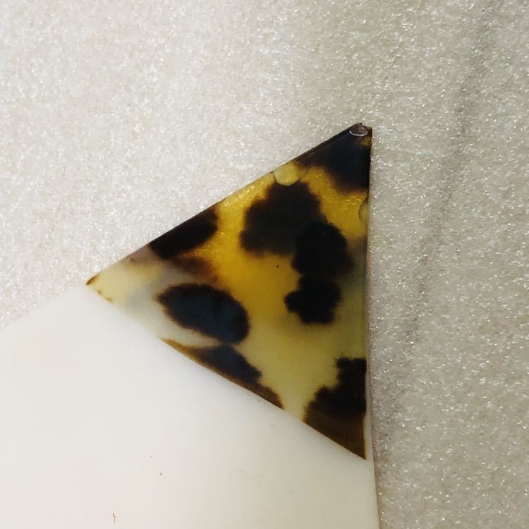 G895 津軽三味線 鼈甲 バチ 開き9.2cm 津軽 三味線 鼈甲撥（バチ