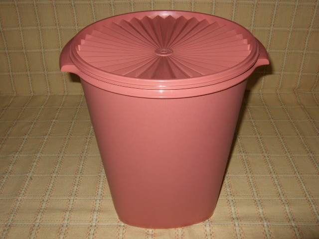 タッパーウェア Used マキシクイーンデコレーター 1個 （サーモン