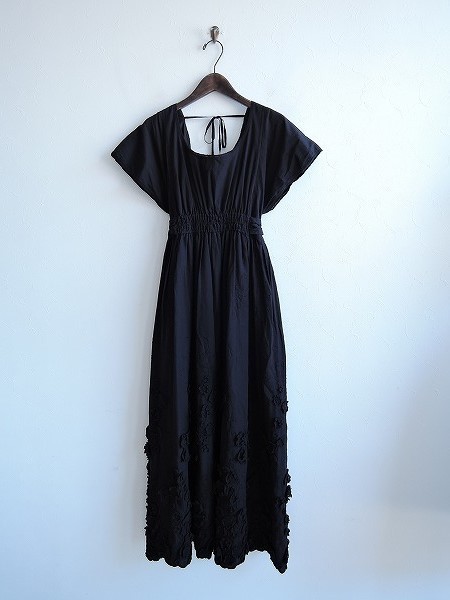 新作，大人気 ドレステリア DRESSTERIOR フラワーモチーフコットンワンピース ドレス黒ブラック花柄スリーブレスレディース1118 41K81(ワンピース)｜売買されたオークション情報、yahooの商品情報をアーカイブ 女性用