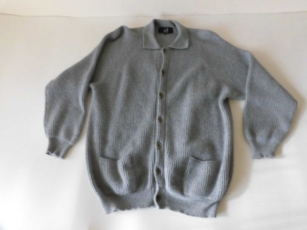 安い DUN HILL ダンヒル イタリア製 アンゴラ ウール地 ７つボタンニットジャケット グレー サイズM M Lの方(トップス)｜売買されたオークション情報、yahooの商品情報をアーカイブ公開 - オークファ 男性用