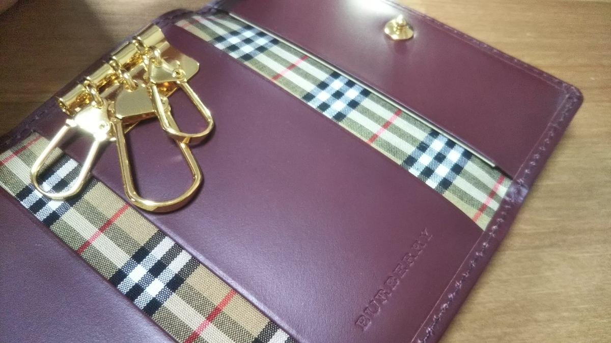 バーバリー BURBERRY キーケース (送料220円)クリスマスプレゼントなど